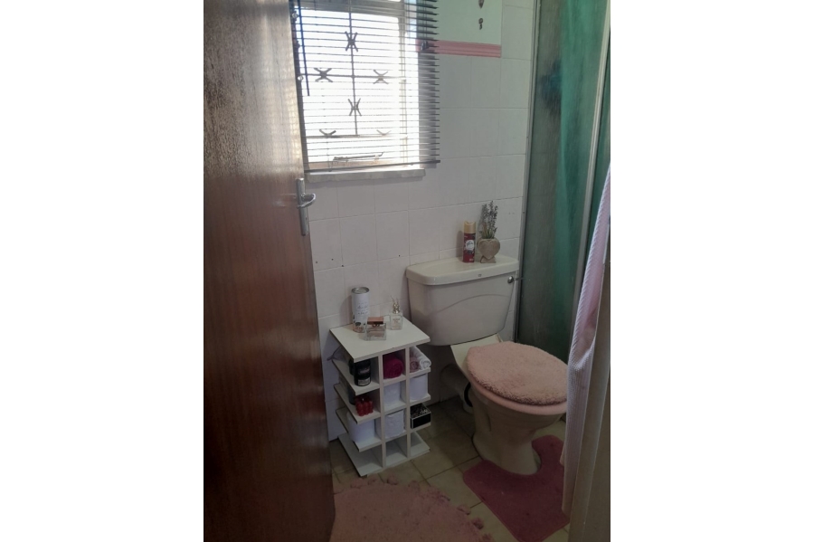 4 Bedroom Property for Sale in Deneysville Free State